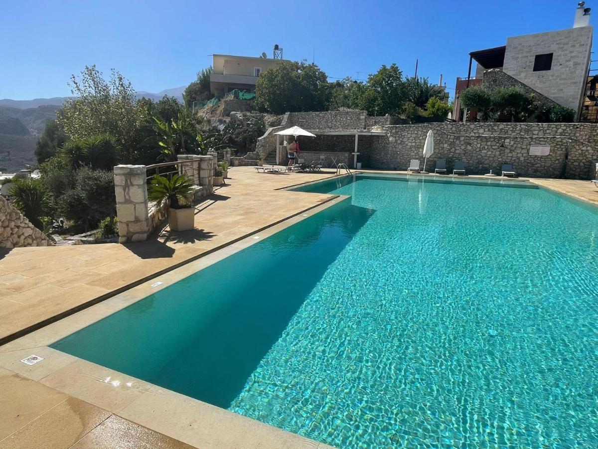 Grosses Haus Mit Traumhaftem Ausblick Apartment Georgioupoli Exterior photo